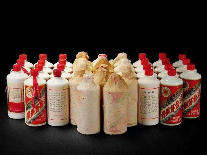 城中日照岚山回收酒价格哪里回收(附近上门回收茅台酒）?